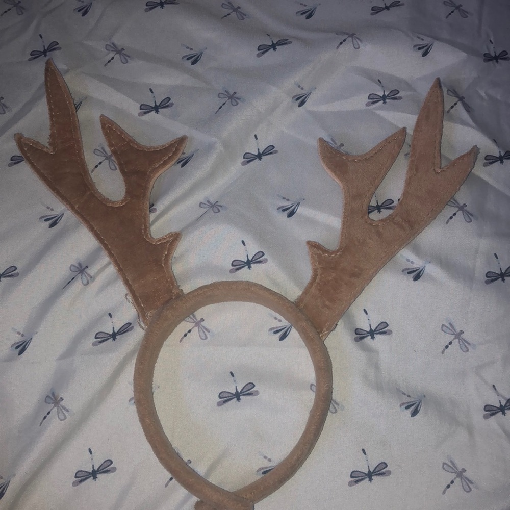 Antlers headset